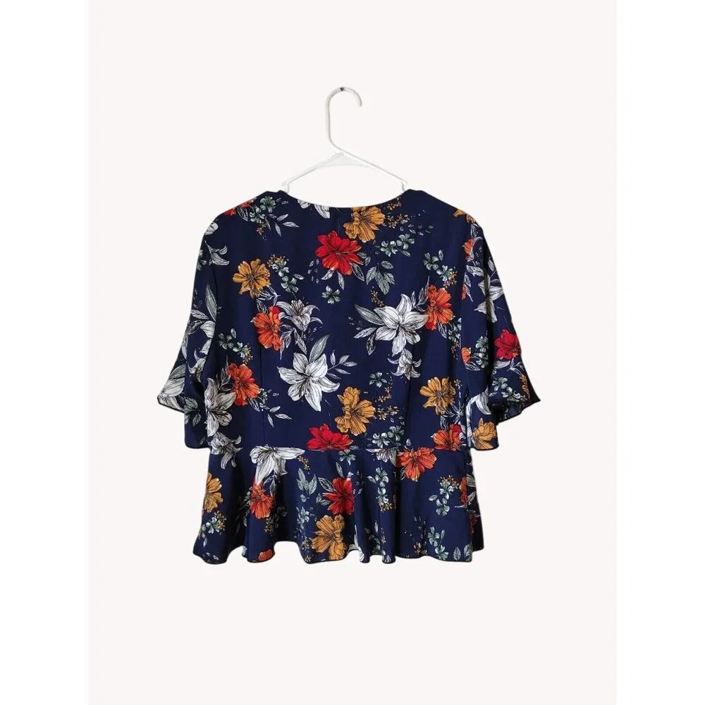 Shein Curve Top 0xl Wrap Short Sleeve Floral Hawaiian Beach - Picture 2 of 12